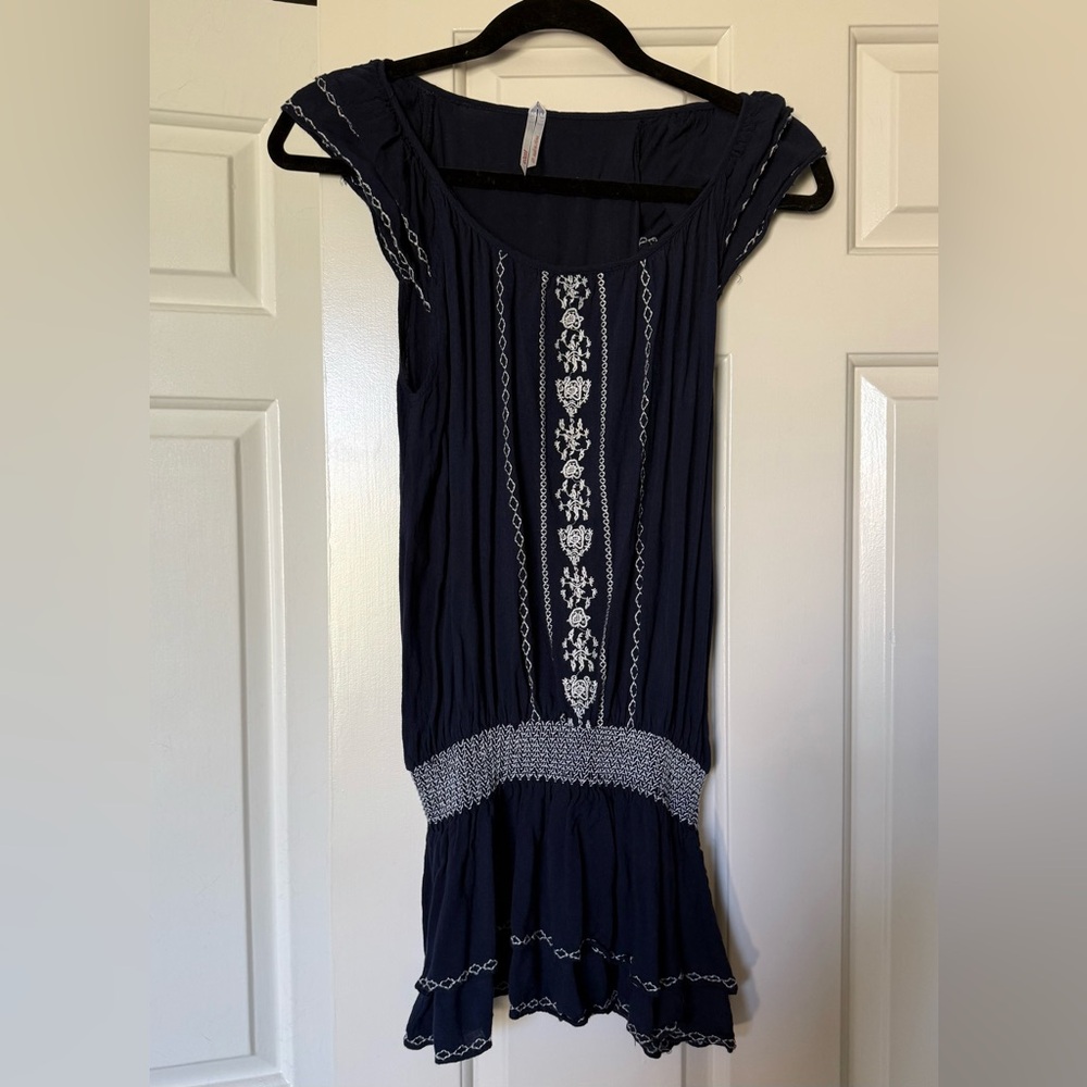 Navy Cap Sleeve Bohemian Top with Cream Embroidery - vintage look
